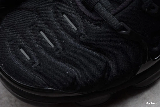 Plus  Triple Black Nike 924453-004 VaporMax Air 1126